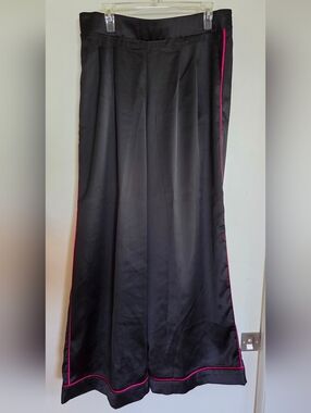 torrid Black Satin Wide leg pants with Hot Pink Piping